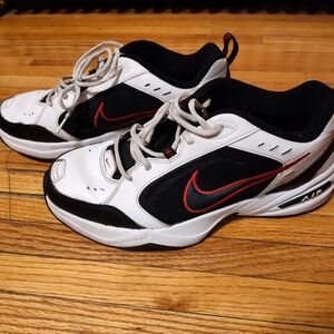 Nike Men's White and Black Sneakers with Red Accents